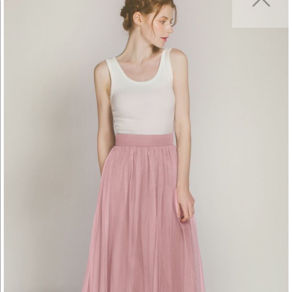Tulle & Chantilly Long Tulle Skirt